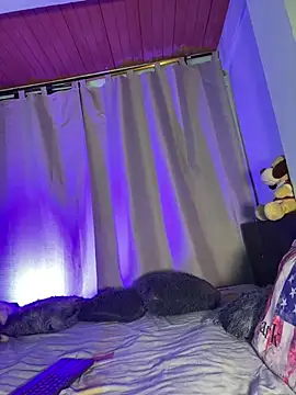 EVAH LEE  online show from 24, 2, 2026