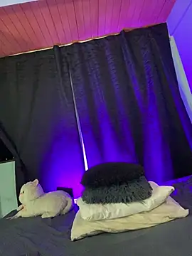 Snapshot of EVAH_LEE_ chatting on 10, 7, 2026 EVAH LEE online show from 10, 7, 2026