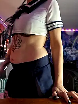 PeachyAriel online show from 5, 3, 2026