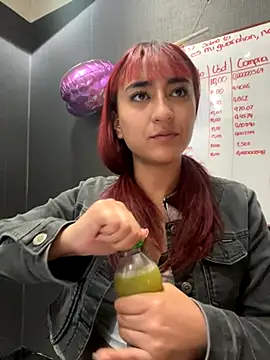 JuliethaDemon  online show from 17, 11, 2025