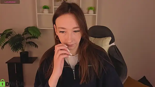 Miche1le Allenne online show from 24, 3, 2026