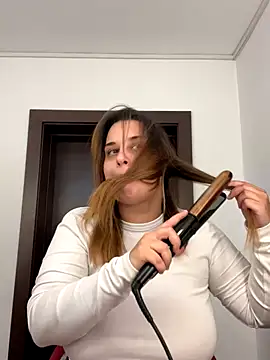 Kelly Bliss online show from 26, 9, 2025