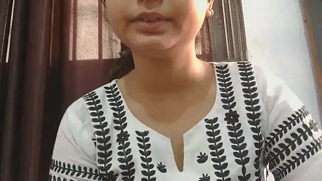Cute-Bacchi online show from 18, 9, 2025