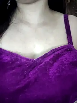 annanya01 online show from 8, 10, 2025