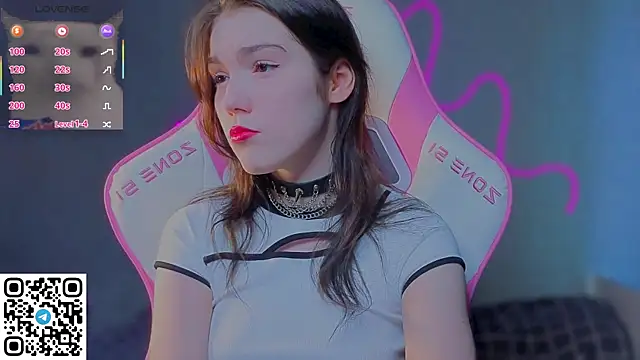 Sophie SkyAngel online show from 3, 5, 2026