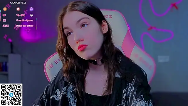 Sophie SkyAngel online show from 4, 4, 2026