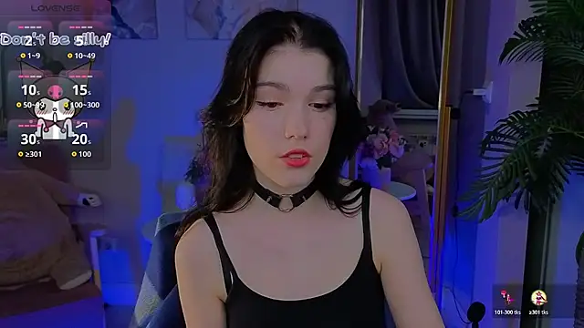 Snapshot of Sophie_SkyAngel chatting on 20, 10, 2025 Sophie SkyAngel online show from 20, 10, 2025