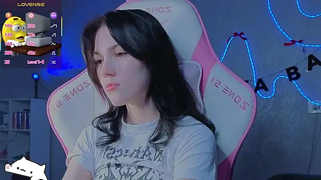 Snapshot of Sophie_SkyAngel chatting on 9, 1, 2026 Sophie SkyAngel online show from 9, 1, 2026