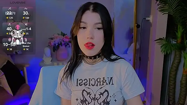 Snapshot of Sophie_SkyAngel chatting on 29, 10, 2025 Sophie SkyAngel online show from 29, 10, 2025