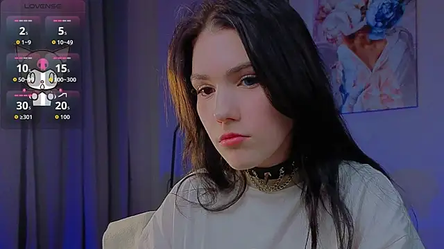 Snapshot of Sophie_SkyAngel chatting on 18, 11, 2025 Sophie SkyAngel online show from 18, 11, 2025