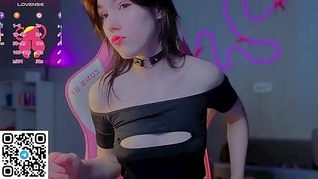 Snapshot of Sophie_SkyAngel chatting on 19, 2, 2026 Sophie SkyAngel online show from 19, 2, 2026