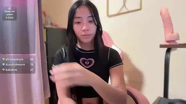 Sweetcummer laura online show from 17, 3, 2026