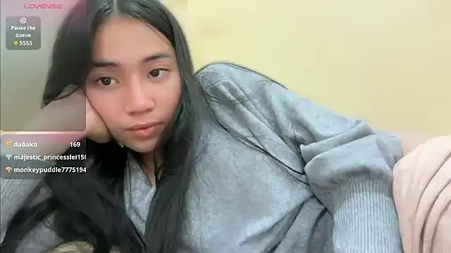 Sweetcummer laura online show from 19, 4, 2026