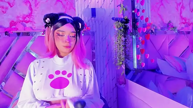 Akane Hikari  online show from 6, 3, 2026