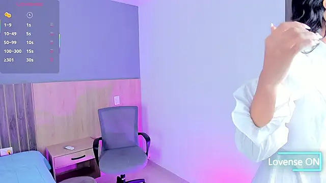 Alaiaguerra online show from 2, 12, 2025