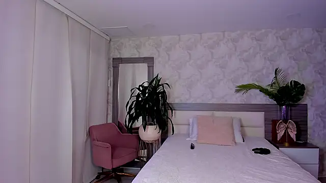 Alaiaguerra online show from 11, 4, 2026