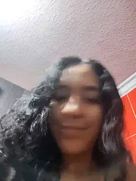 Snapshot of Amber-Sweett chatting on 22, 10, 2025 Amber-Sweett online show from 22, 10, 2025