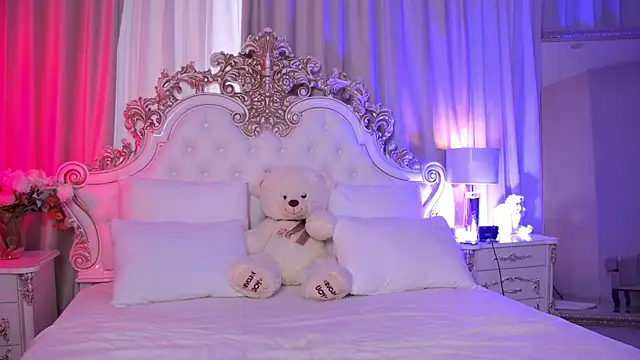 MeganStrain online show from 14, 1, 2026