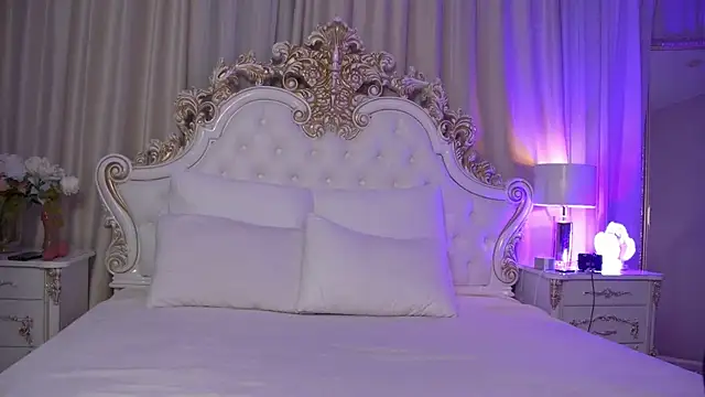 MeganStrain online show from 12, 2, 2026