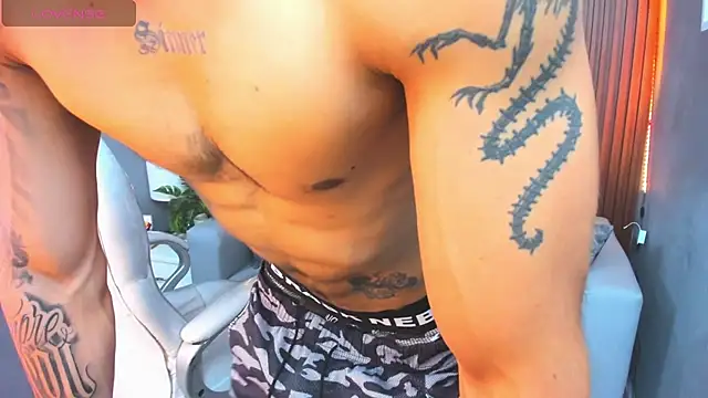 Leo santoro online show from 12, 11, 2025