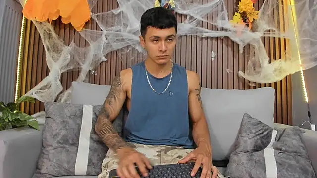 Leo santoro online show from 31, 10, 2025