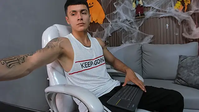 Leo santoro online show from 26, 10, 2025