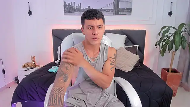 Leo santoro online show from 3, 11, 2025