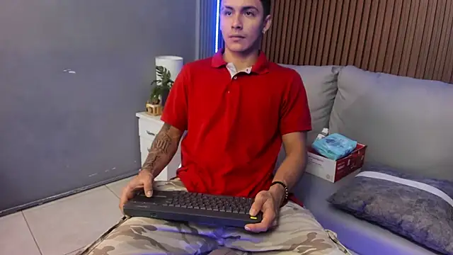 Leo santoro online show from 6, 10, 2025