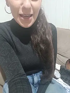 Snapshot of cicinha3657 chatting on 4, 6, 2026 cicinha3657 online show from 4, 6, 2026