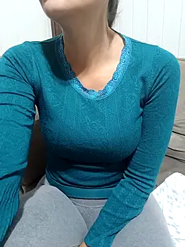 Snapshot of cicinha3657 chatting on 4, 5, 2026 cicinha3657 online show from 4, 5, 2026
