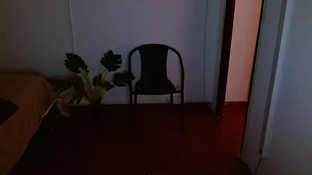 LilyCutee  online show from 2, 10, 2025