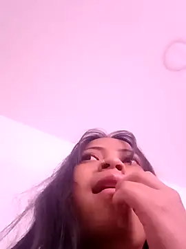 LilyCutee  online show from 30, 9, 2025