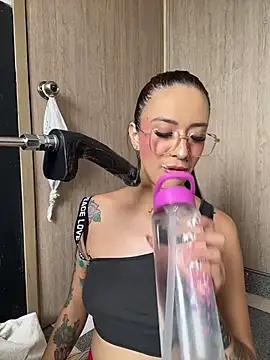 ValentinaBianchi online show from 14, 2, 2026