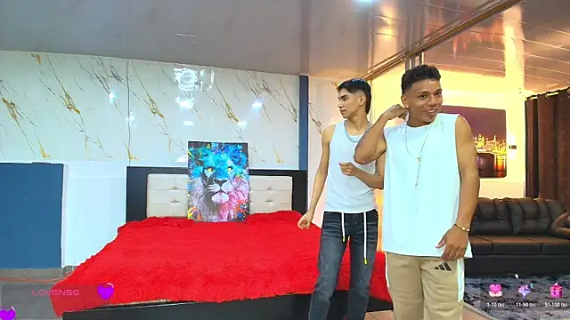 Bisexlifehot   online show from 6, 4, 2026