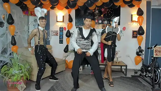 Bisexlifehot   online show from 29, 10, 2025