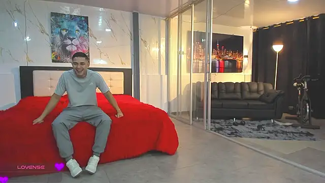 Bisexlifehot   online show from 7, 3, 2026