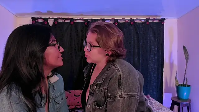 CrazyCakes  online show from 26, 4, 2026