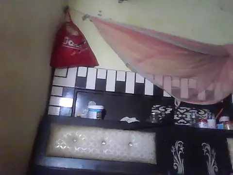 ursdreamperson online show from 11, 1, 2026