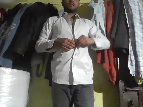 ursdreamperson online show from 4, 12, 2025