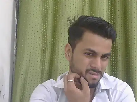 Snapshot of ursdreamperson chatting on 23, 6, 2026 ursdreamperson online show from 23, 6, 2026