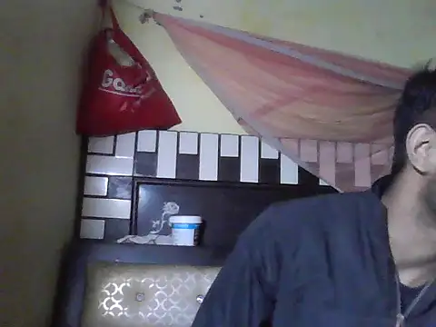 ursdreamperson online show from 13, 1, 2026