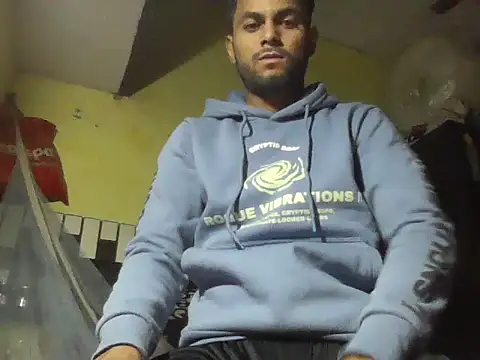 ursdreamperson online show from 28, 11, 2025