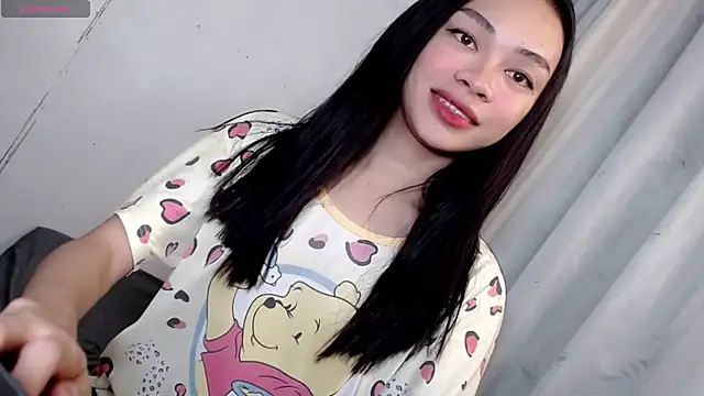 Mysterious tgirl online show from 21, 10, 2025