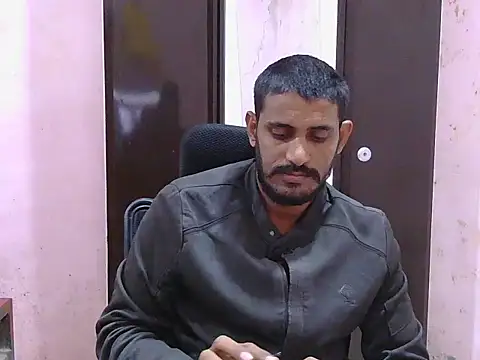 krishjaat43 online show from 6, 1, 2026