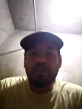 Snapshot of Lujor chatting on 23, 4, 2026 Lujor online show from 23, 4, 2026