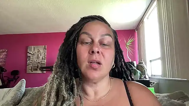 number1slut online show from 22, 4, 2026