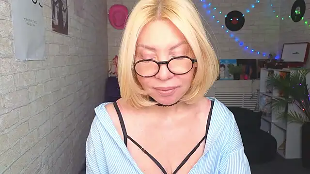 Snapshot of Wendy_Waves chatting on 17, 1, 2026 Wendy Waves online show from 17, 1, 2026