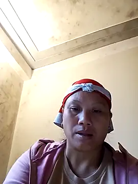 Snapshot of Bibilenu chatting on 21, 10, 2025 Bibilenu online show from 21, 10, 2025