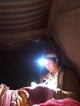 Snapshot of Bibilenu chatting on 28, 11, 2025 Bibilenu online show from 28, 11, 2025