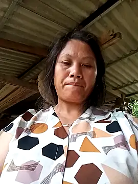 Snapshot of Bibilenu chatting on 9, 11, 2025 Bibilenu online show from 9, 11, 2025